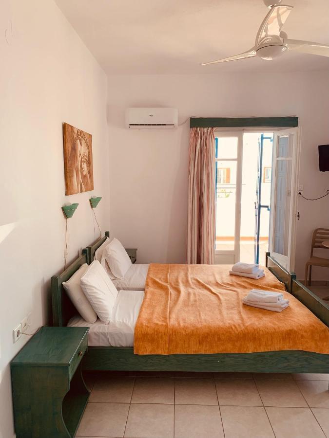 Manousos Rooms Adamantas  Exterior foto